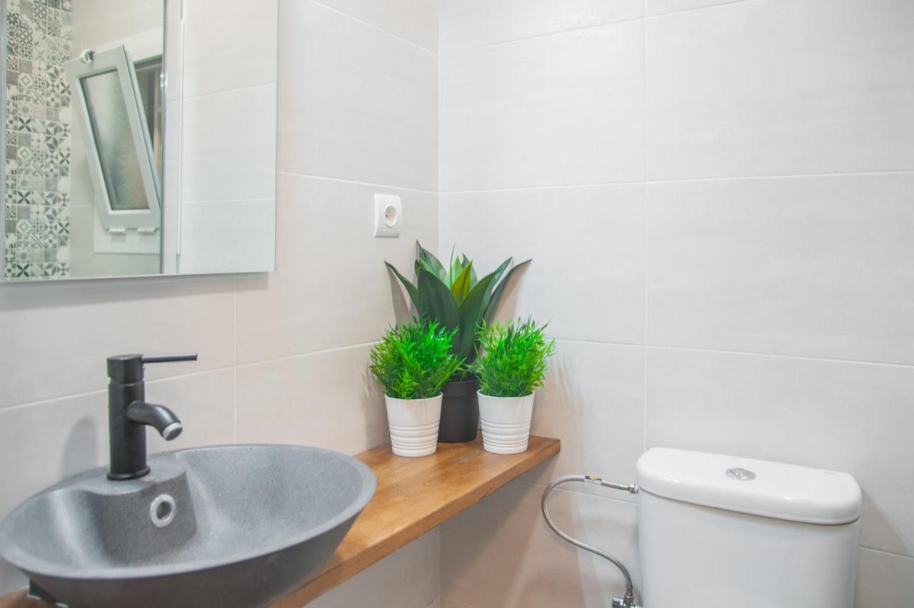Db Nice Apartment Sagrada Familia บาร์เซโลนา ภายนอก รูปภาพ